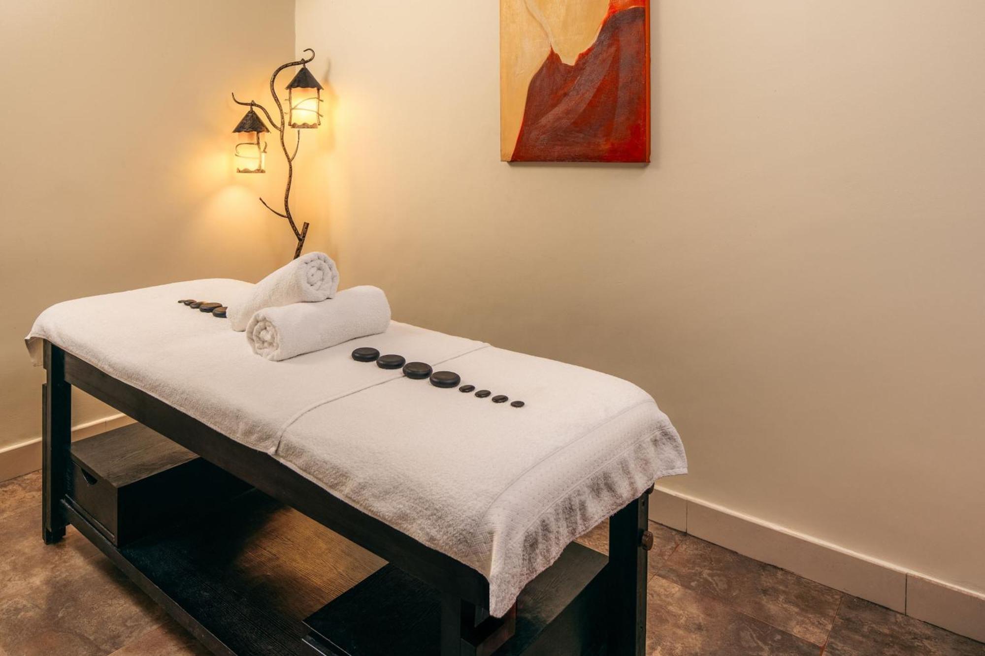Delta Hotels By Marriott Dar Es Salaam Zewnętrze zdjęcie