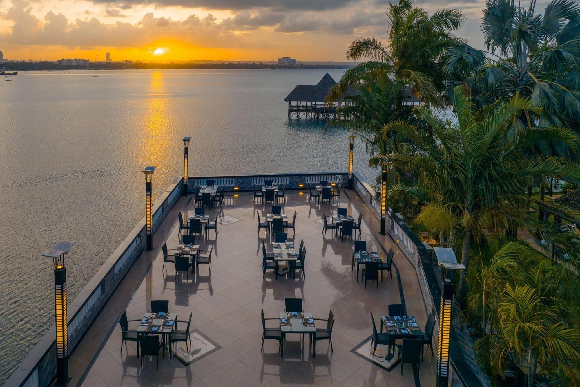 Delta Hotels By Marriott Dar Es Salaam Zewnętrze zdjęcie